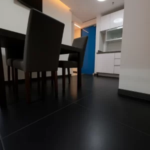 Empresa de construcción y revestimiento de pisos para cocinas - Facility Venezuela