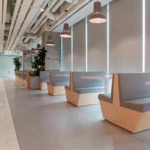 ChatGPT dijo: ¿Estás buscando una empresa de construcción y revestimiento de pisos para restaurantes? En Facility Venezuela ofrecemos pisos elegantes, resistentes y fáciles de limpiar, ideales para cocinas, salones y áreas de alto tráfico. Combinamos diseño, funcionalidad e higiene con materiales certificados y acabados duraderos que cumplen con normativas sanitarias. Transforma tu restaurante desde el suelo con soluciones a la medida y respaldo profesional en cada detalle.