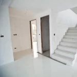 ChatGPT dijo: ¿Necesitas una empresa de construcción y revestimiento de pisos para casas? En Facility Venezuela te ayudamos a transformar tu hogar con pisos resistentes, estéticos y fáciles de mantener, perfectos para cada ambiente: interiores, exteriores, cocinas, baños y más. Ofrecemos asesoría personalizada, materiales de primera y acabados duraderos que reflejan tu estilo de vida. ¡Haz de tu casa un verdadero hogar desde el suelo, con la calidad que solo los expertos garantizan!