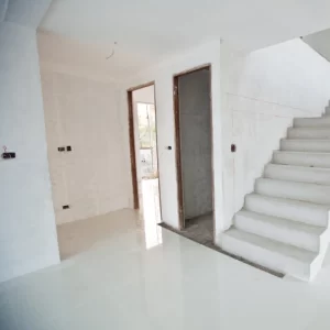 Empresa de construcción y revestimiento de pisos para casas - Facility Venezuela