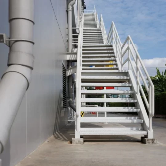 Escalereas de Metal - Facility Venezuela